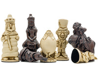 Berkeley Chess Alice in Wonderland Russet Sjakkbrikker