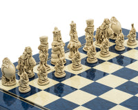 Berkeley Chess Alice in Wonderland Cardinal Blue Sjakksett